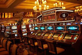 Mobile football and casino style entertainment interface on apk 23